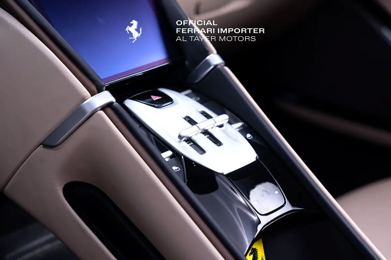 Ferrari Roma Spider