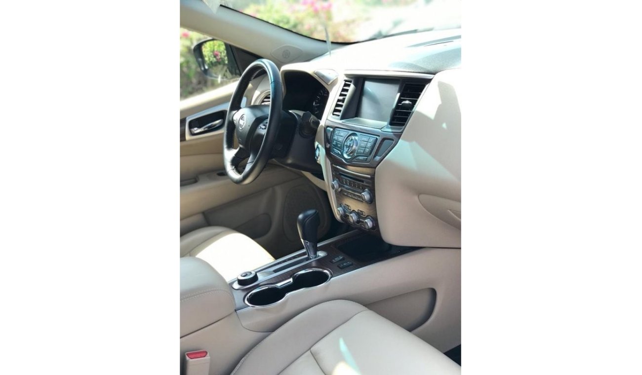 Nissan Pathfinder SL NISSAN PATHFINDER 2019 GCC