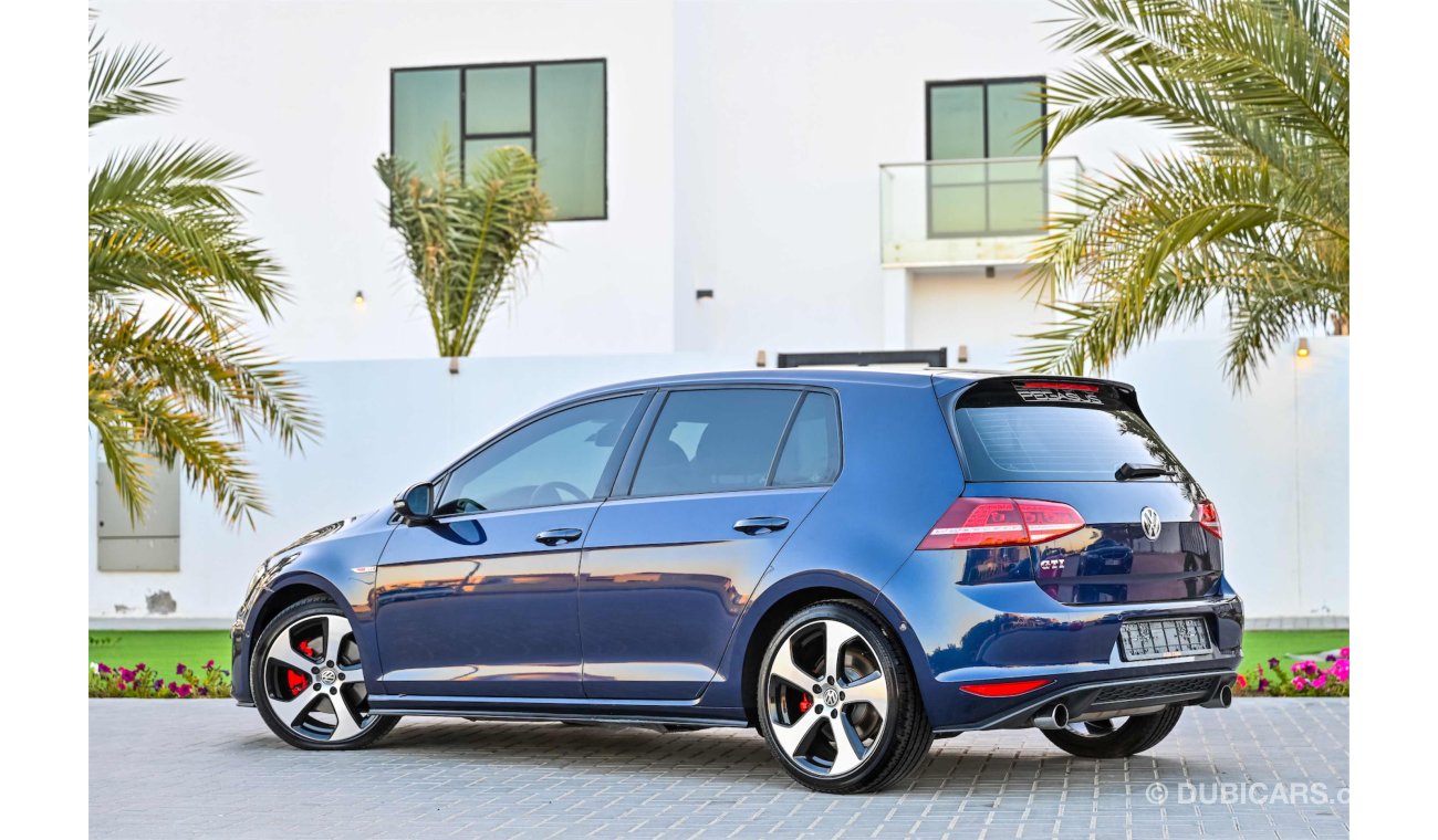 فولكس واجن جولف GTI - Low Mileage & Full Service History! - AED 1,351 Per Month Only - 0% DP