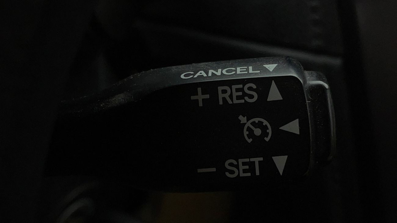 تويوتا يارس SE 1.5 | بدون دفعة مقدمة | اختبار القيادة في المنزل