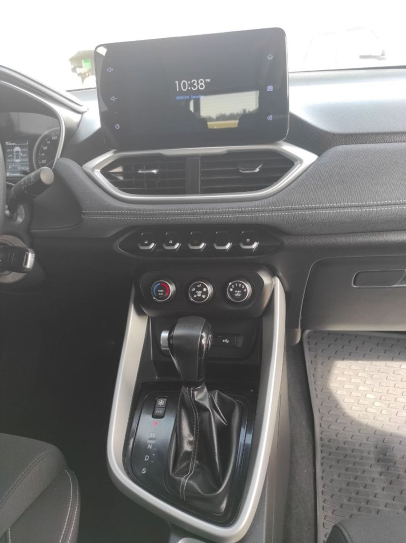 Chevrolet Captiva LT 1.5L (149 HP) (5 Seater)