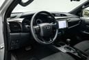 Toyota Hilux Adventure 4.0 - Silver Metallic Inside MLM Black | Export Only
