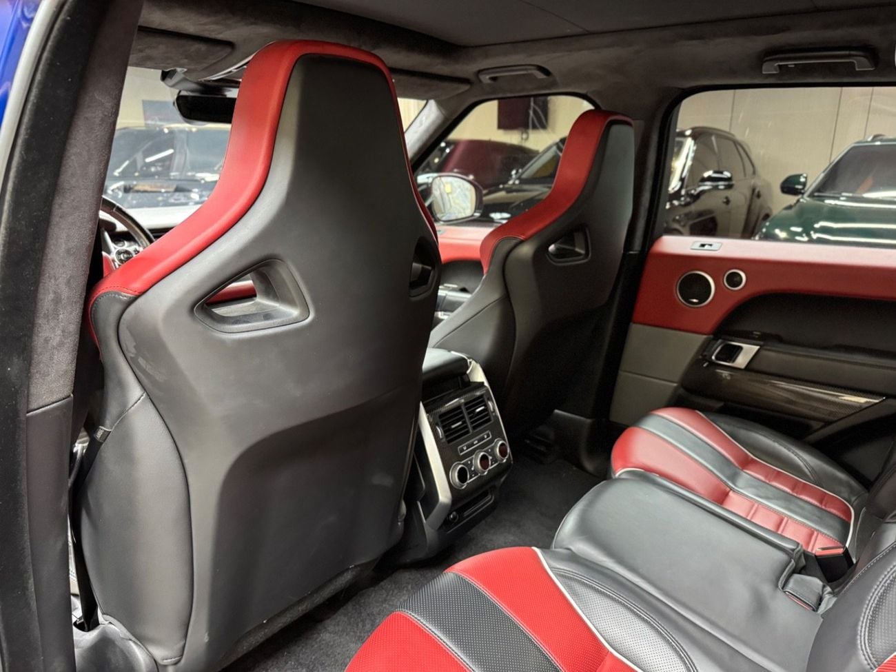 Land Rover Range Rover Sport SVR Carbon Edition 5.0L