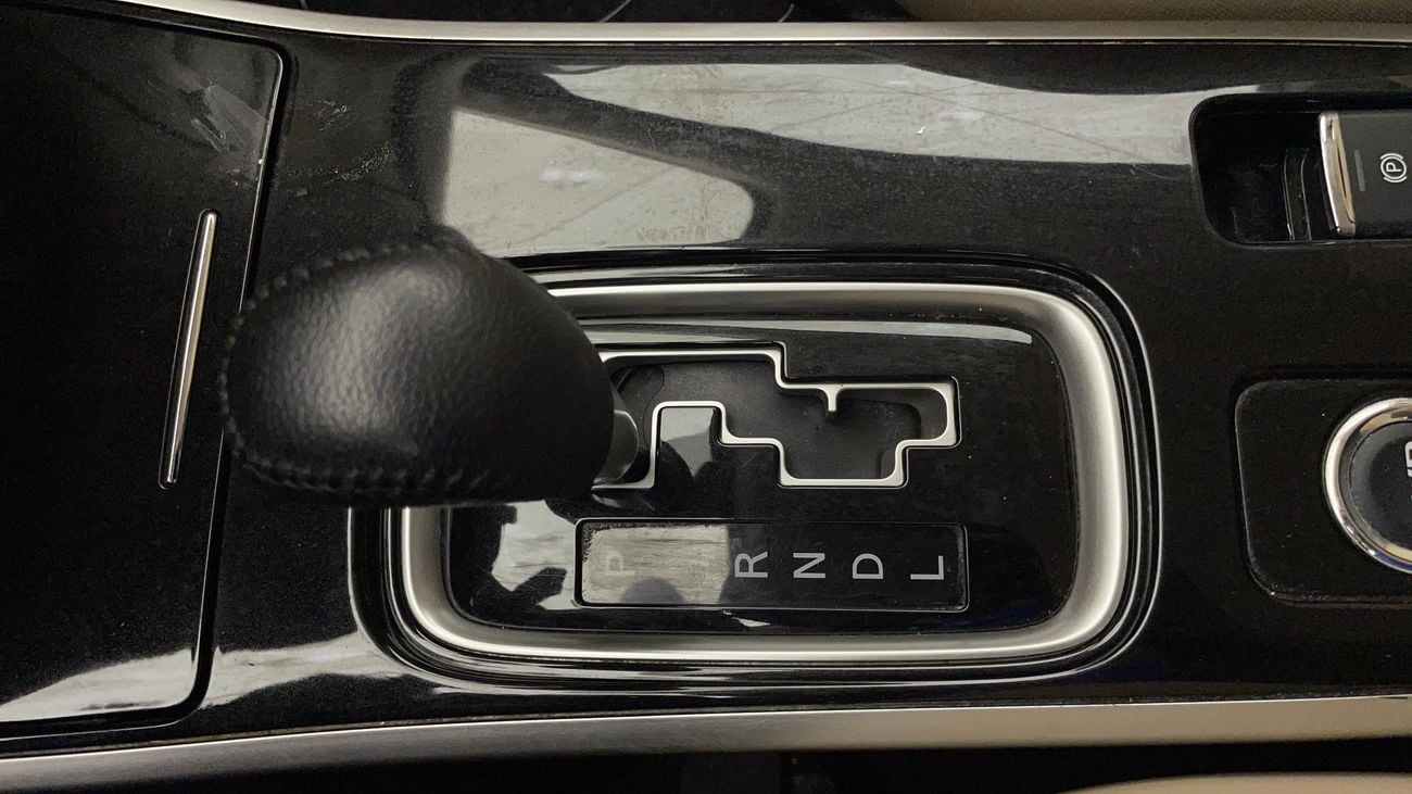 Mitsubishi Outlander GLX MID LINE 2.4 | Zero Down Payment | Home Test Drive