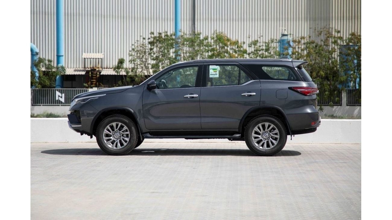 Toyota Fortuner 2023 Toyota Fortuner 4X4 2.8 18'I AL - Grey inside Chamois | Export Only