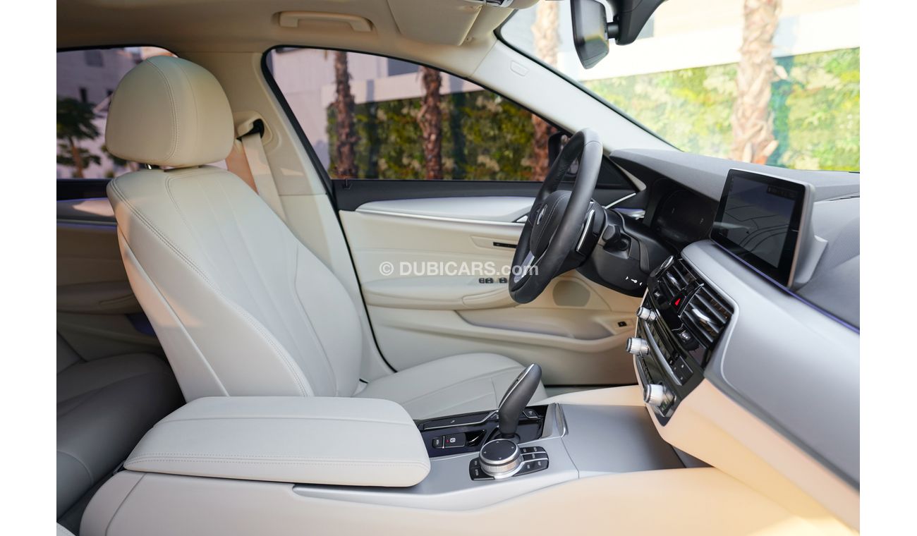 BMW 520i i | 3,425 P.M | 0% Downpayment | Perfect Condition!