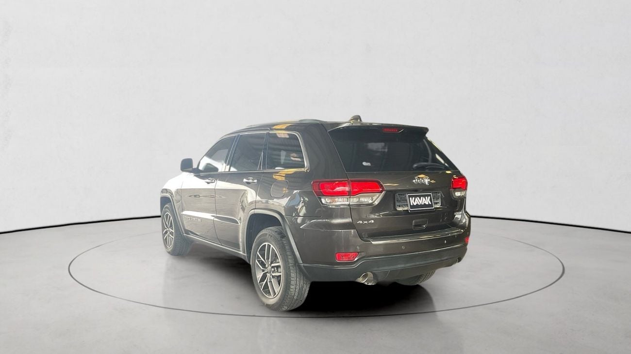 جيب جراند شيروكي Limited | شامل الضمان | 0 ﺪﻔﻋﺓ ﺃﻮﻟﻯ