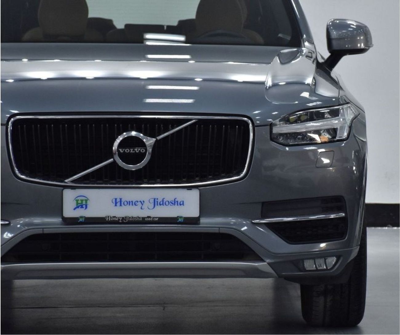 فولفو XC 90 EXCELLENT DEAL for our Volvo XC90 T5 AWD ( 2019 Model ) in Grey Color GCC Specs