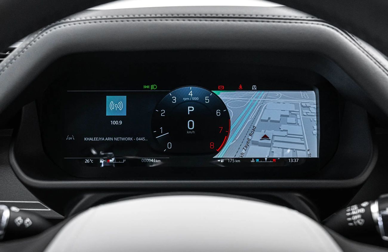 لاند روفر ديفندر 4.4L V8 Twin-Turbo Mild Hybrid Engine