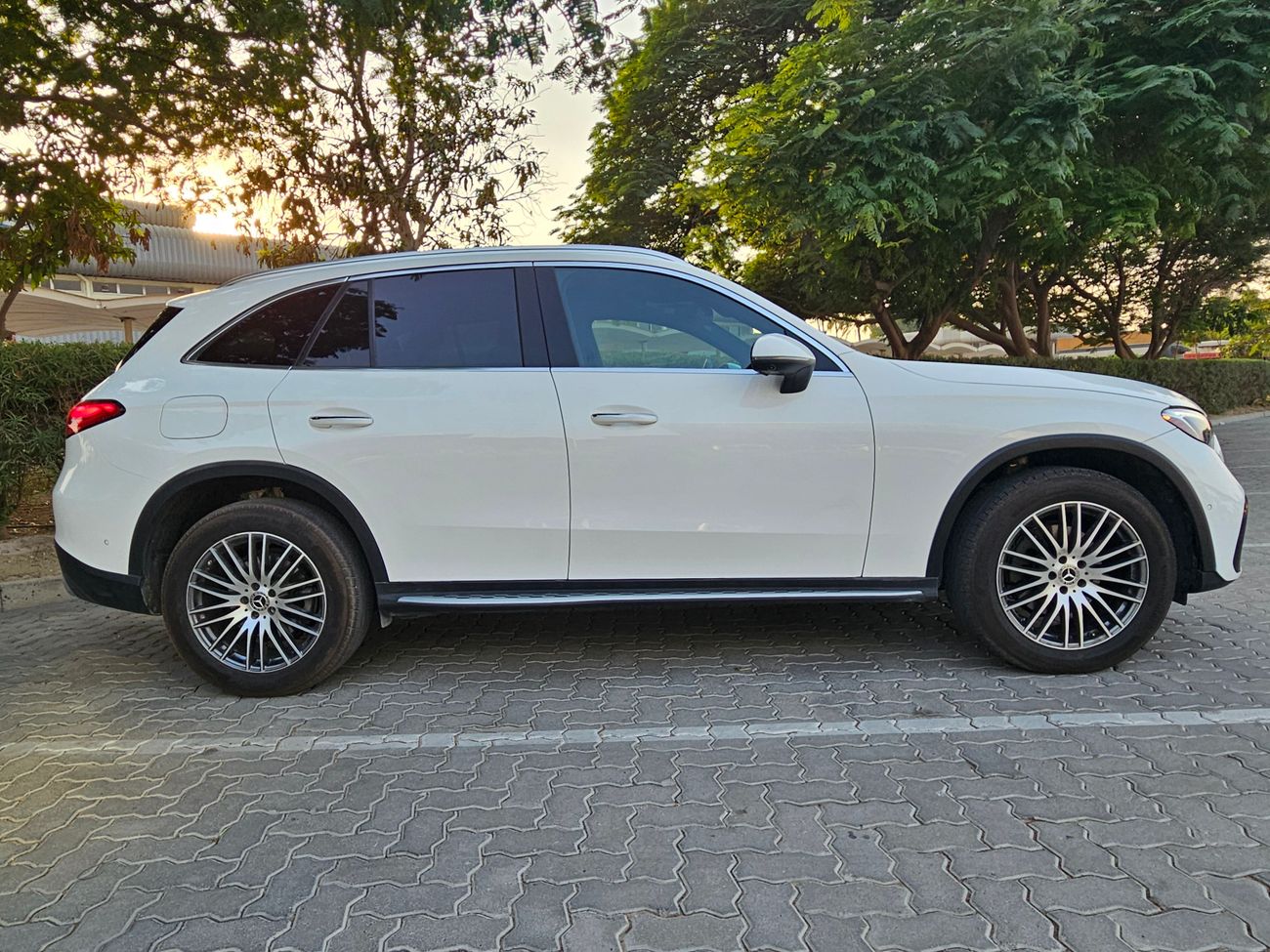 Mercedes-Benz GLC 300 Excellent Condition GLC 300 AWD 2.0L