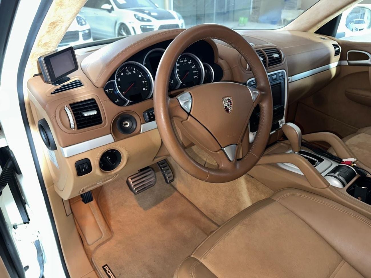 Porsche Cayenne PORSCHE CAYENNE GTS 2008 | SUNROOF | TWO KEYS | VERY LOW MILEAGE!