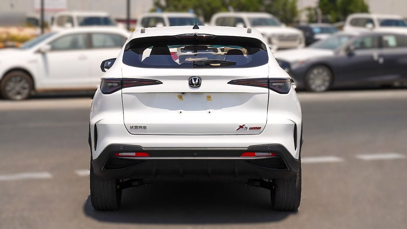 Changan X5 Plus Changan X5 Plus 1.5l T FWD SUV White Color 2025 Model