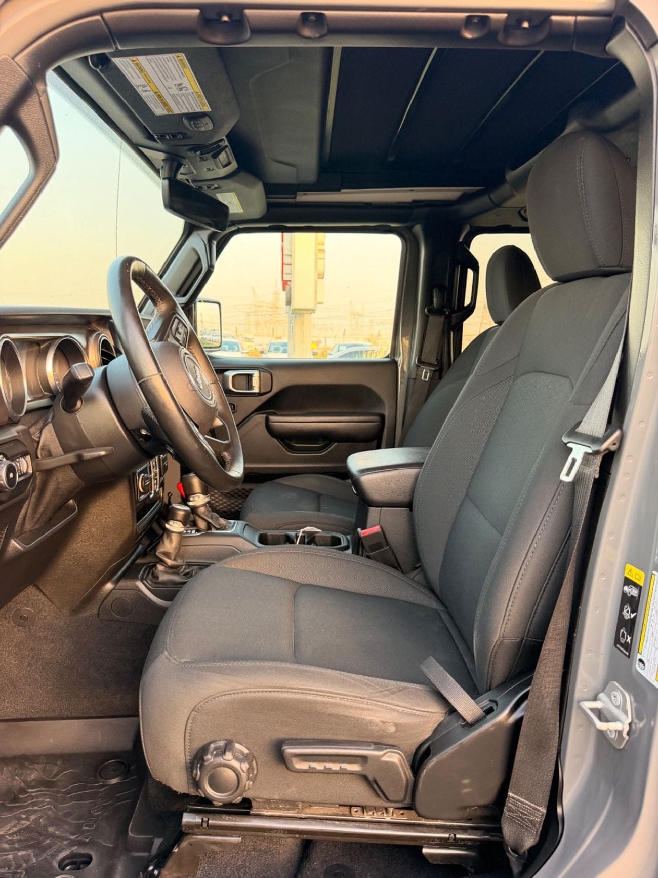 Jeep Wrangler Unlimited SPORT full option automatic Roof