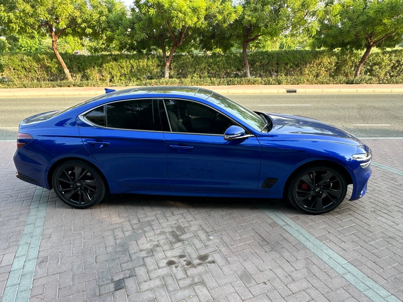 Genesis G70 3.3T RWD