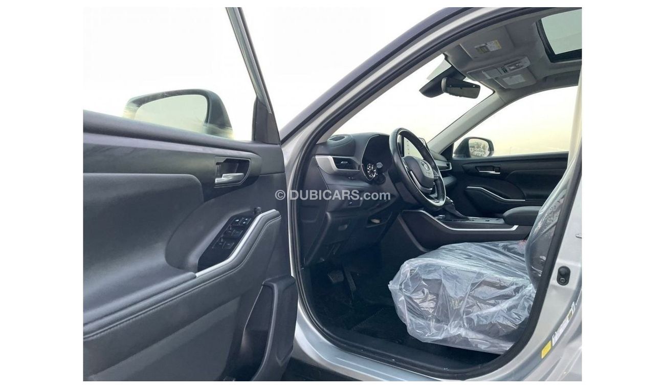 Toyota Highlander “Offer”2021 Toyota Highlander XLE 3.5L V6 Full Option With Side Step - UAE PASS