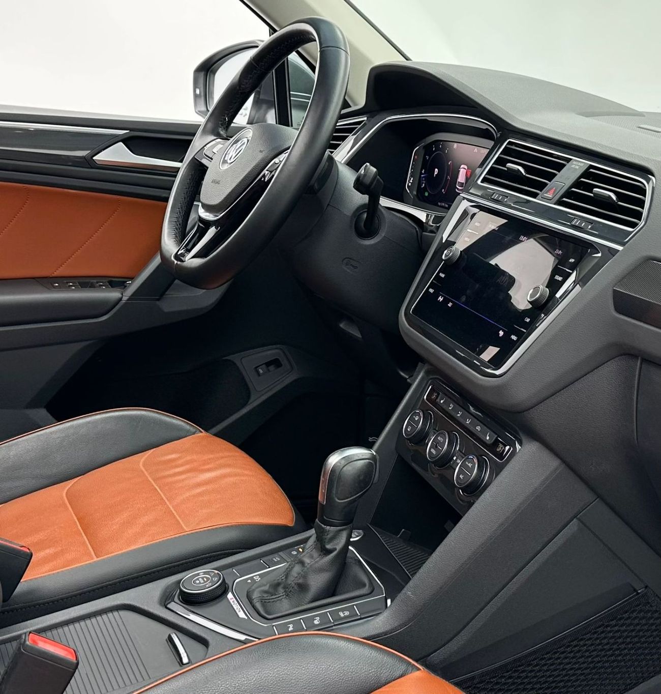 Volkswagen Tiguan 2020 Volkswagen Tiguan, 1 Year Unlimited KM Warranty, Full Service History, GCC