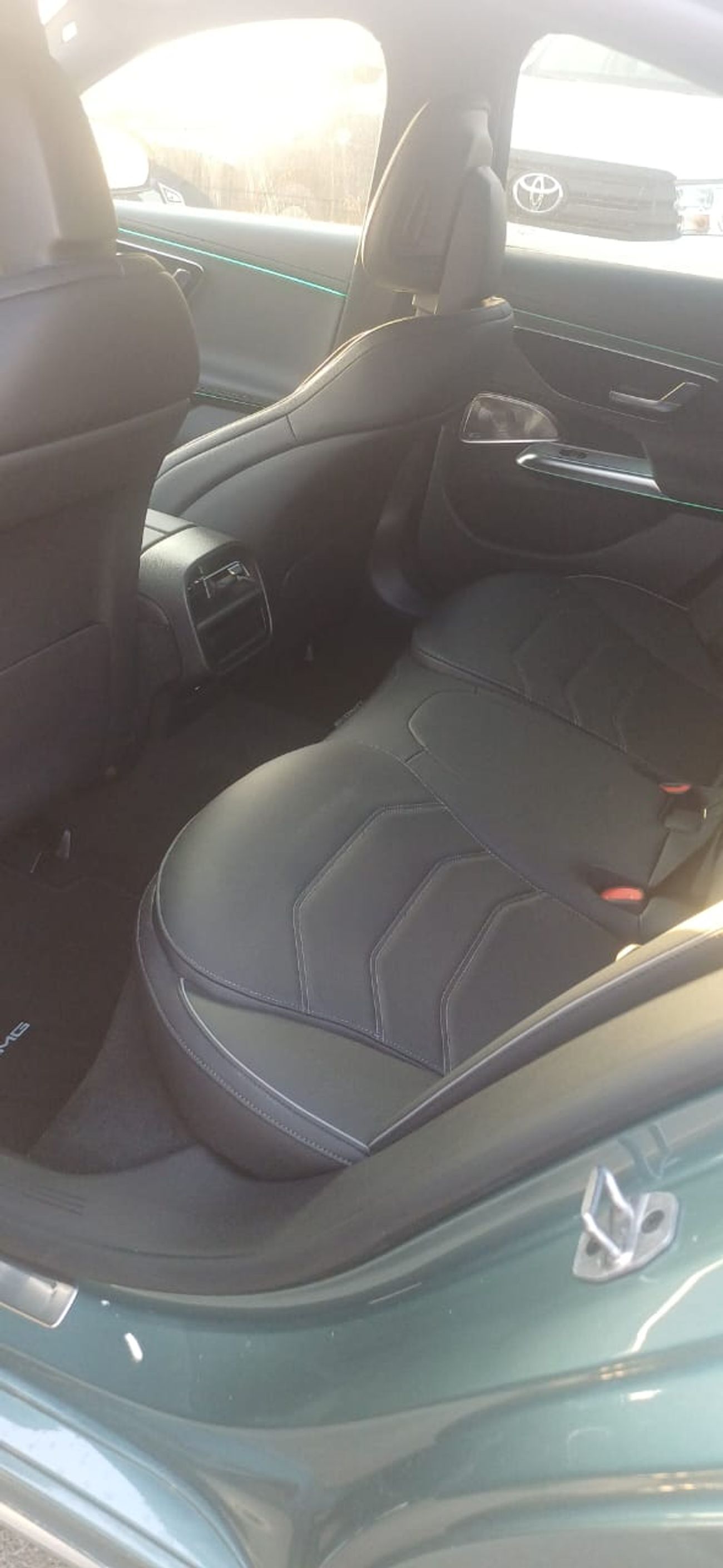 Mercedes-Benz E300 3.0L