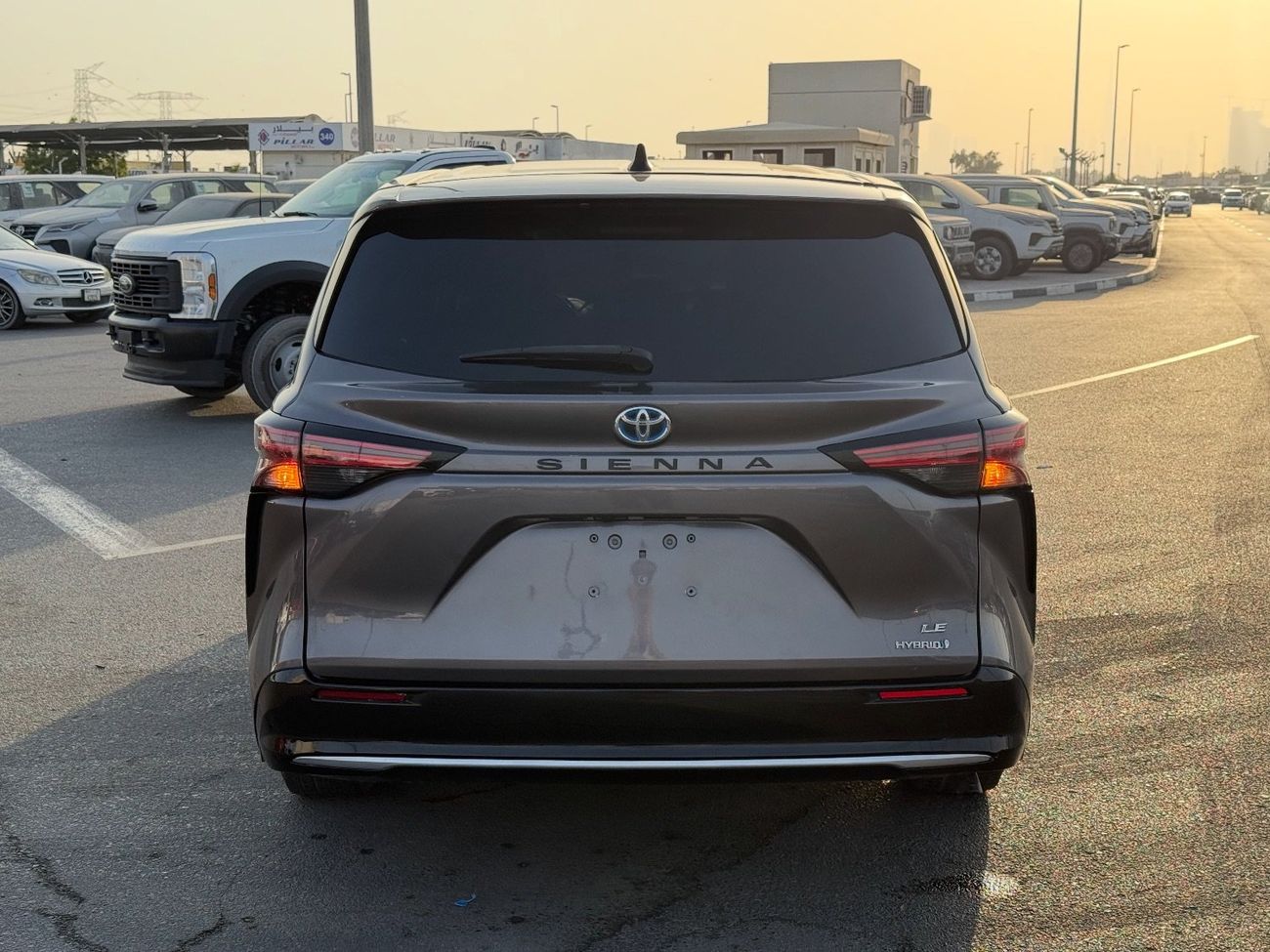 تويوتا سيينا 2021 TOYOTA SIENNA LE HYBRID IMPORTED FROM USA