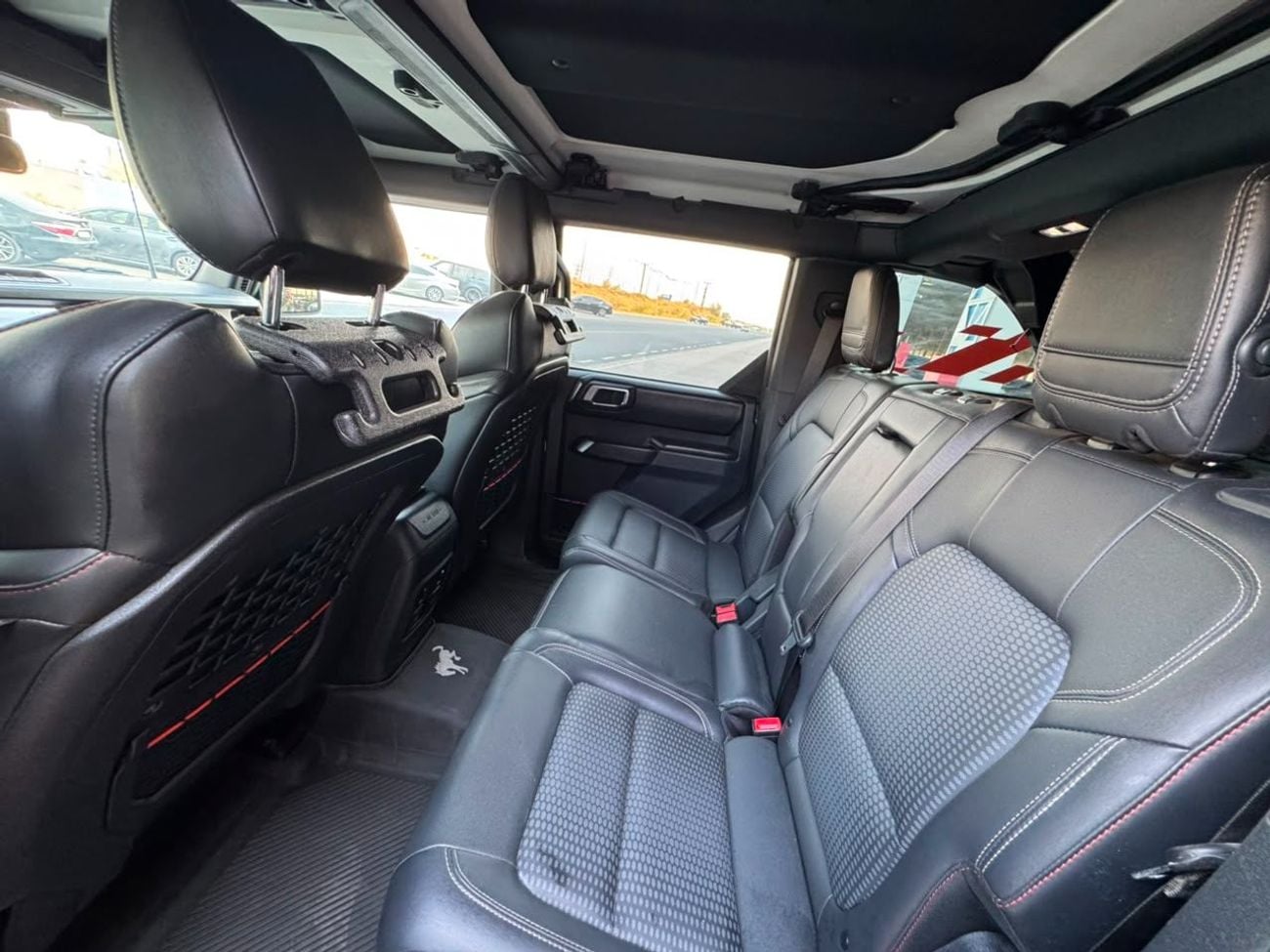 Ford Bronco RAPTOR / V6 3.0 TT / LOW MILEAGE / RADAR / LINE ASSEST / 360 CAMERA / ORIGINAL FOX SUSPENSION KIT
