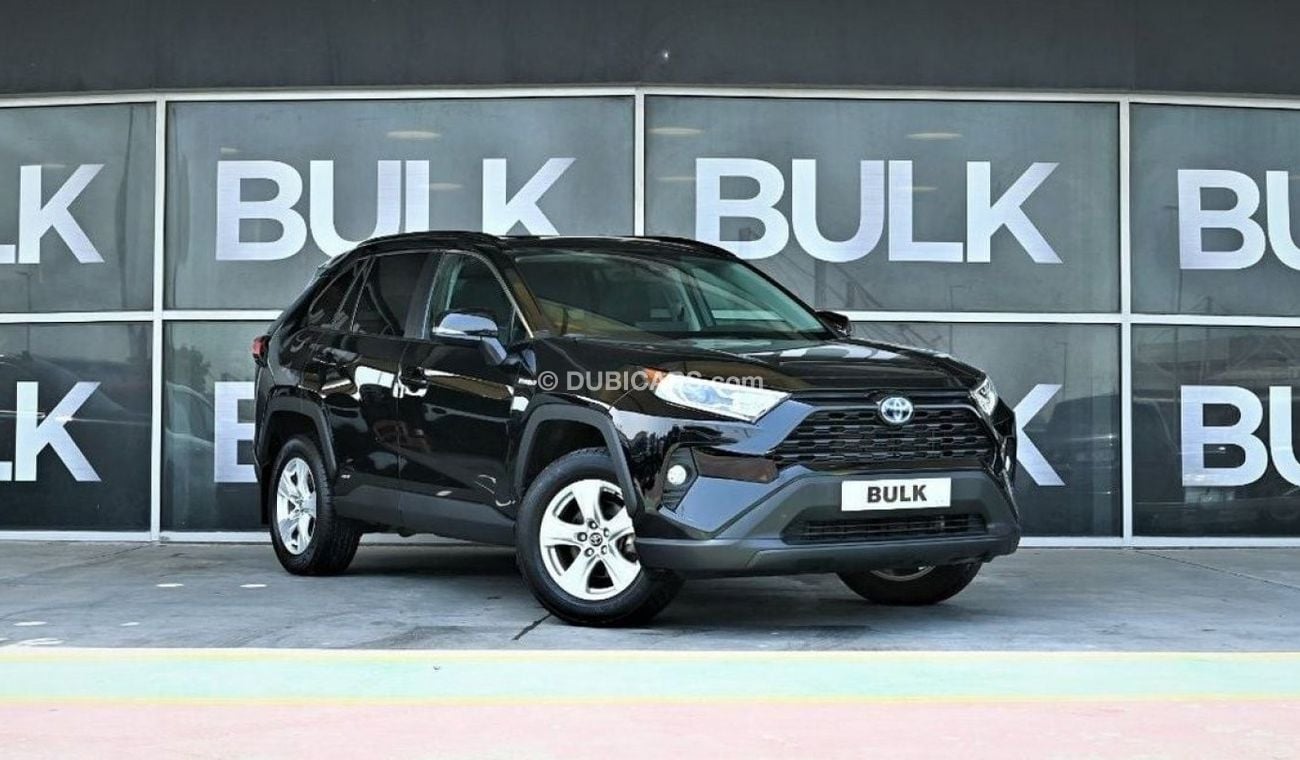 Used Toyota Rav4 XLE Hybrid - Sunroof - Original Paint - AED 2,140 ...