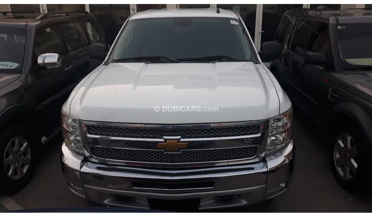 Chevrolet Silverado American specs 2012  4x4 drive automatic gear