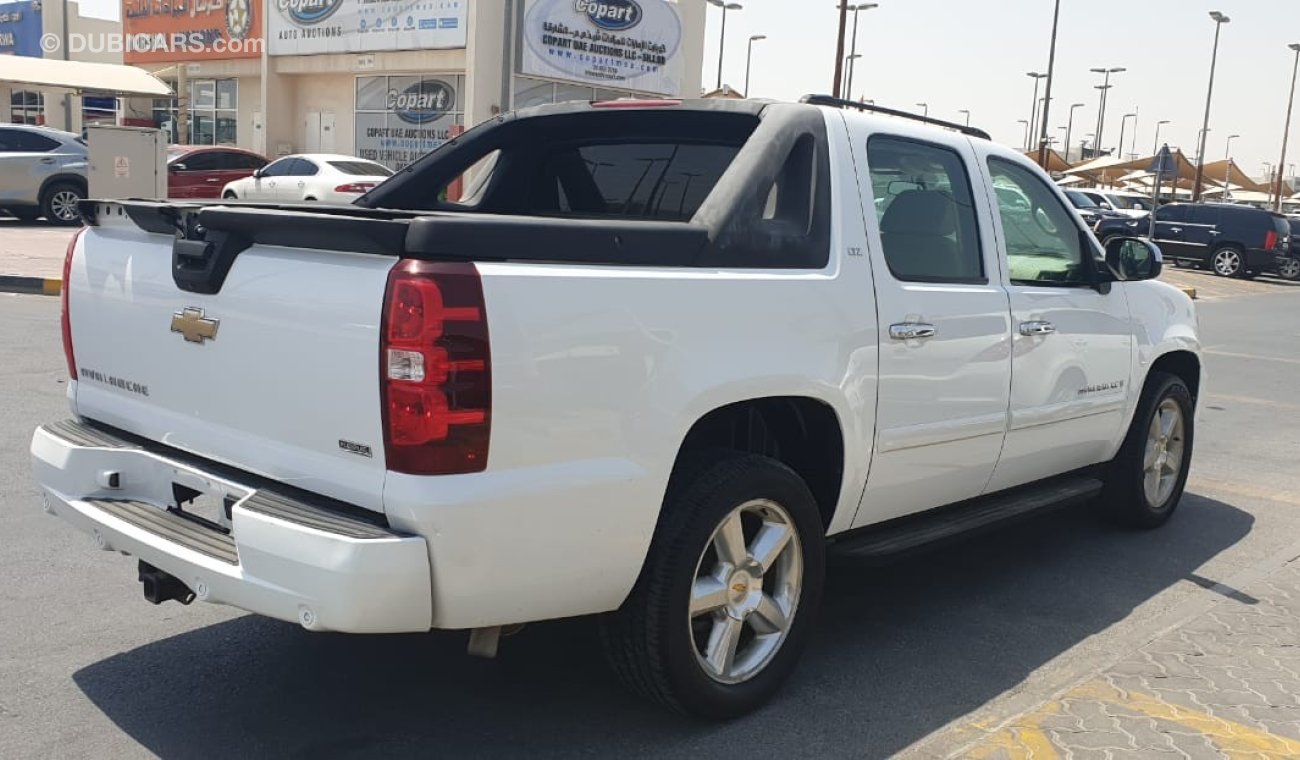 Chevrolet Avalanche full  Option