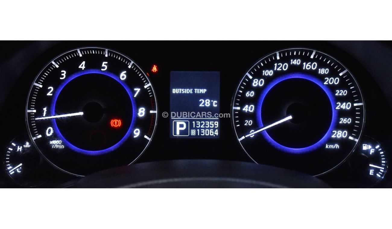 Infiniti QX70 EXCELLENT DEAL for our Infiniti QX70 ( 2015 Model ) in White Color GCC Specs