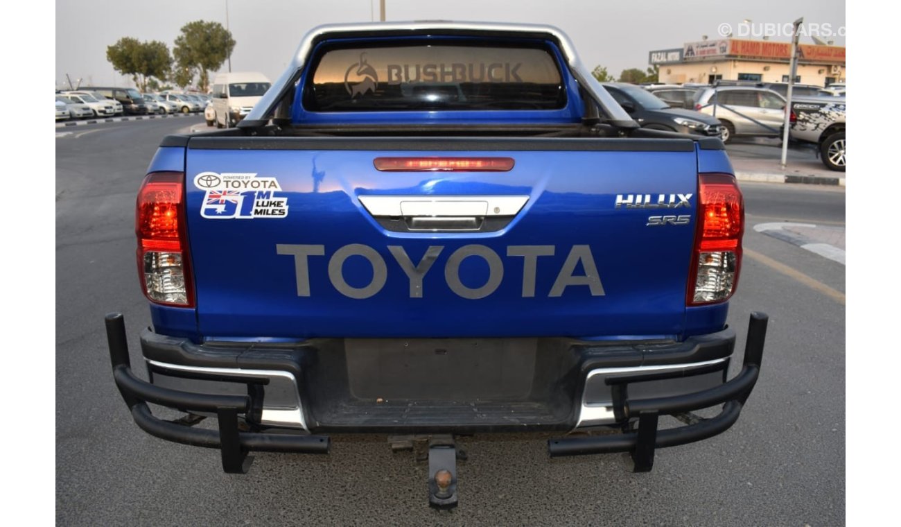 Toyota Hilux diesel manual right hand 2.8L blue color year 2019