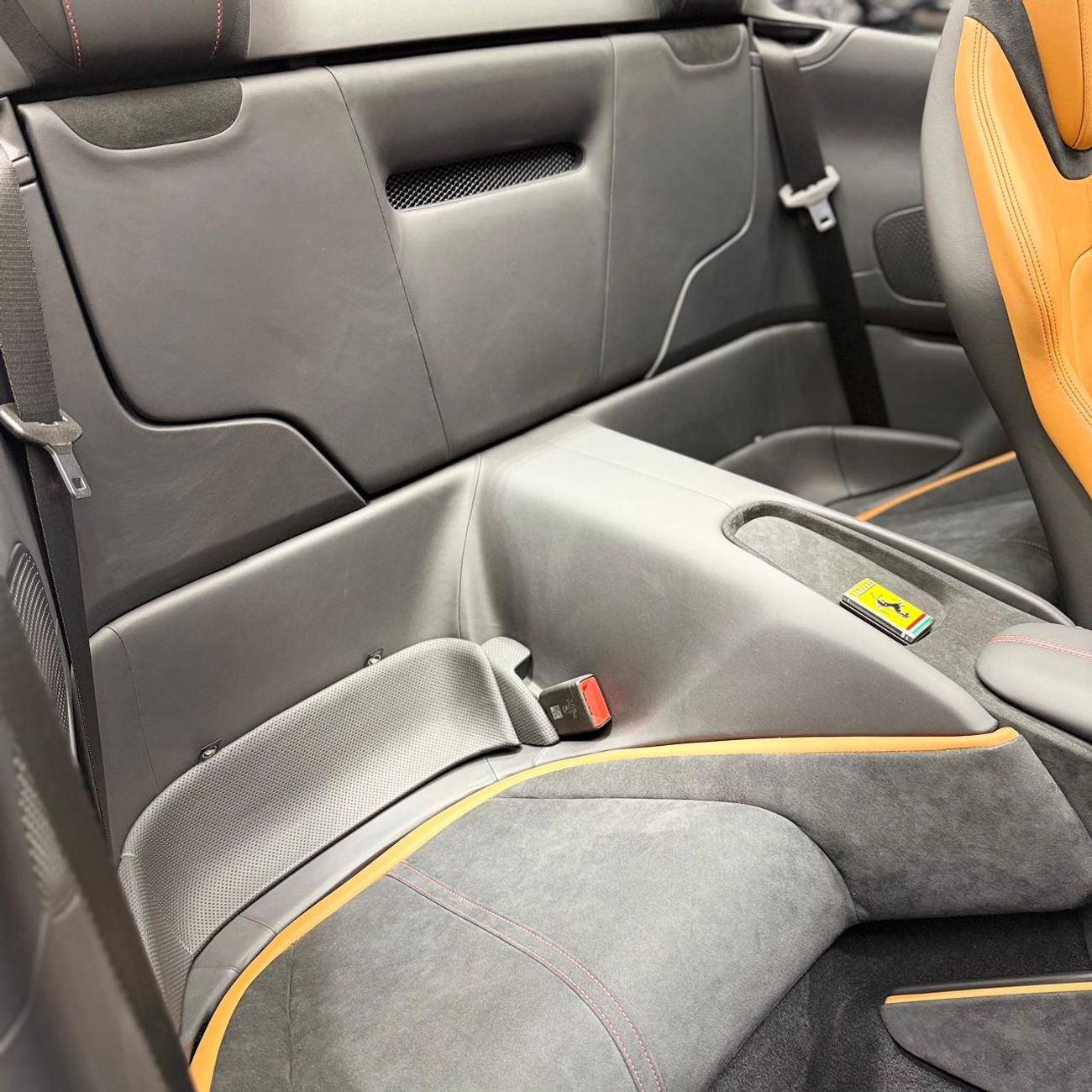 فيراري روما Spider | Brand New | GCC Specs with 5 years warranty and 7 years service contract | Latest Ferrari C