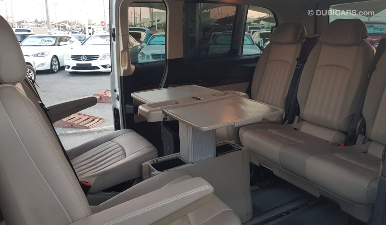 Mercedes-Benz Viano Mercedes Benz Viano model 2015 GCC one owner prefect condition full option