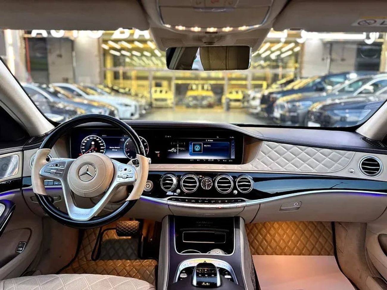 مرسيدس مايباخ S560 مايباخ