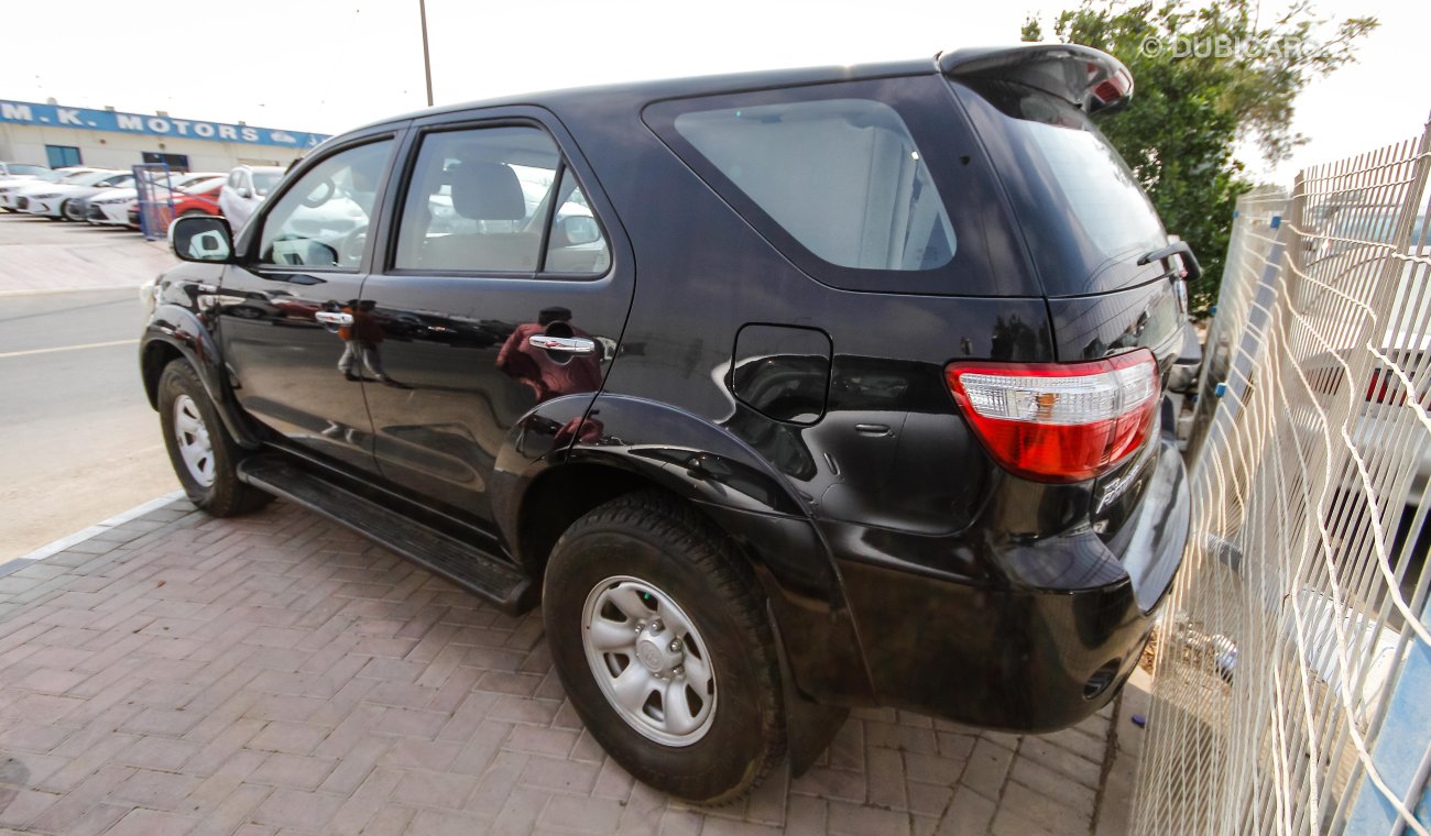 Toyota Fortuner JEEP