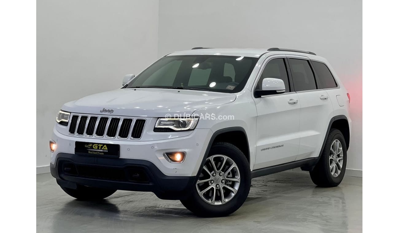 Jeep Grand Cherokee 2015 Jeep Grand Cherokee Laredo, Full Jeep Service History, Low Kms, GCC Specs