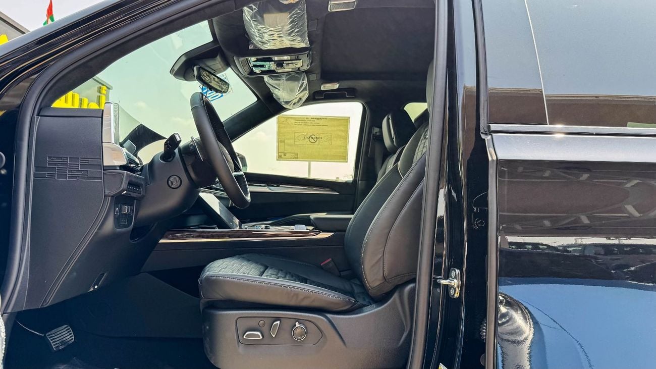 Cadillac Escalade ESV Sport Platinum 6.2L V8 4WD 2026 Brand New American Specs