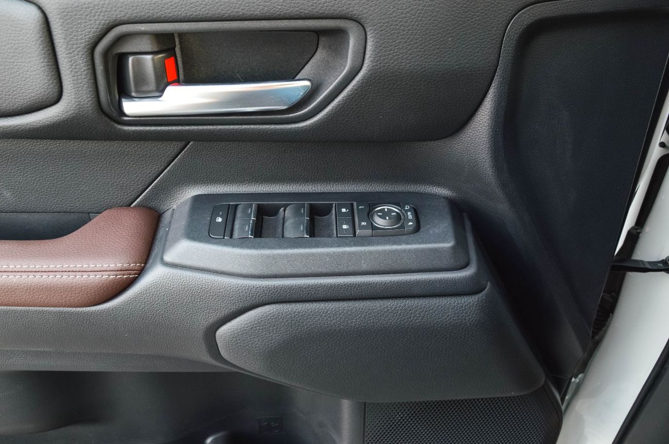 تويوتا برادو TOYOTA LAND CRUISER PRADO 2.4L 4WD PETROL SUV 2024