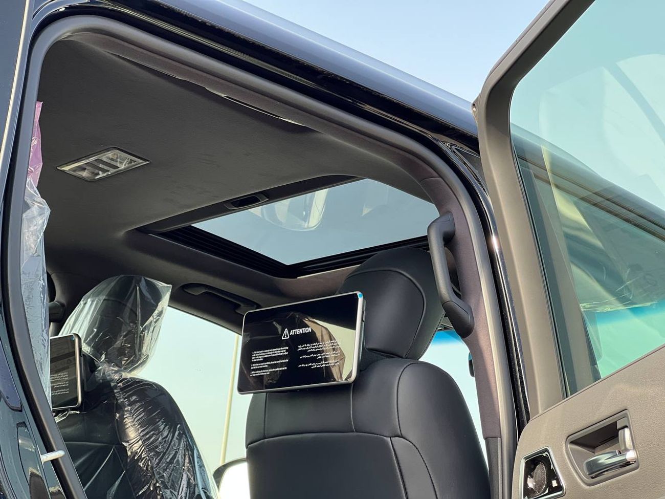 Toyota Land Cruiser GXR 3.5L PTR A/T // 2026 // HIGH OPTION WITH RADAR , LEATHER & POWER SEATS , DVD & BACK CAMERA // SP