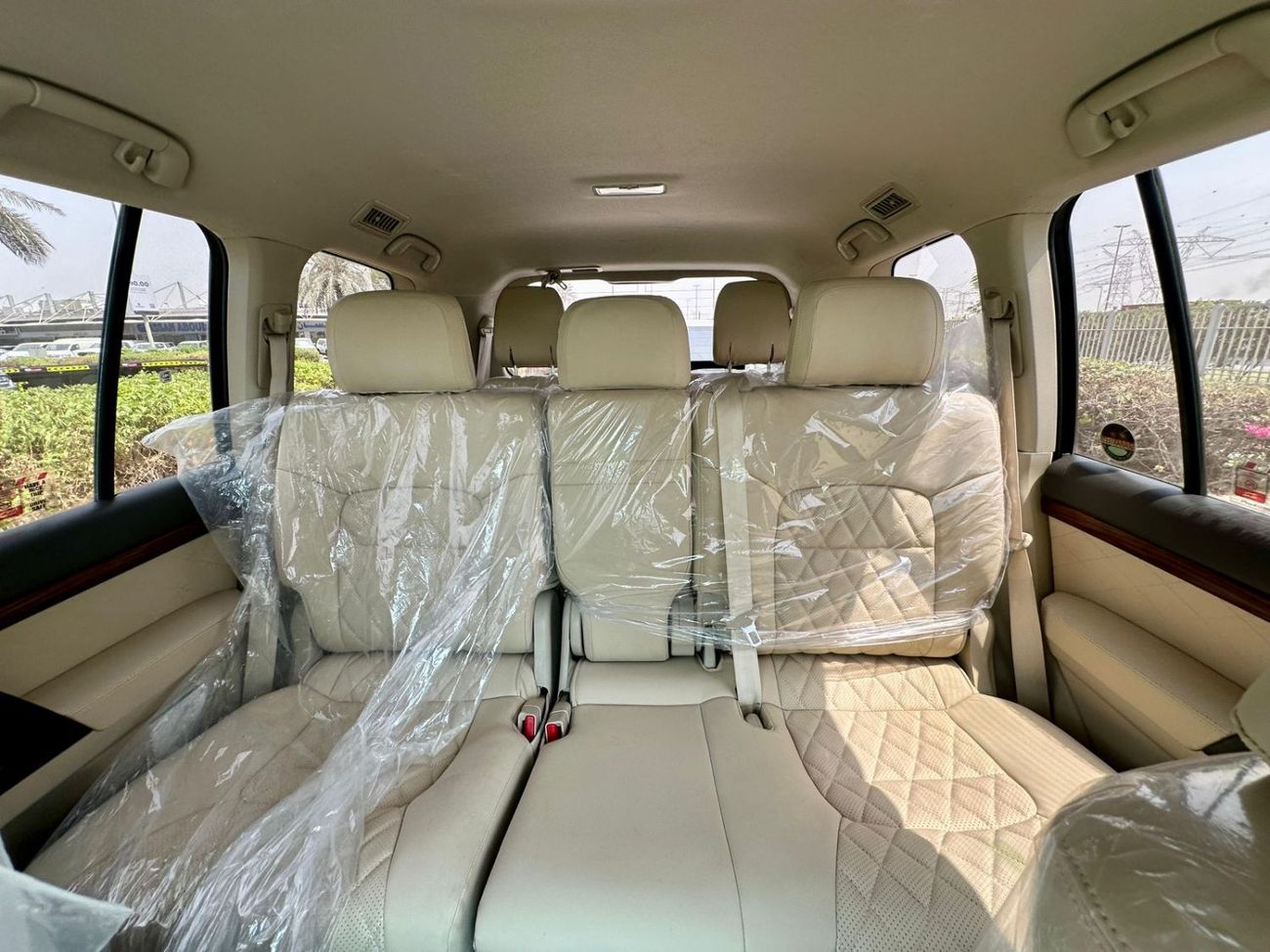 تويوتا لاند كروزر Toyota landcruise 2018Model Engine 4.0 petrol v6 colour Black Transmission Automatic Interior.Begie 