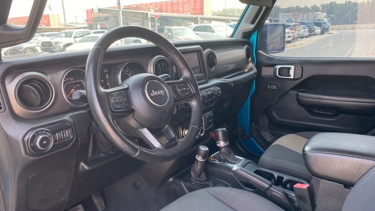 Jeep Wrangler Unlimited Unlimited Sport 3.6L A/T