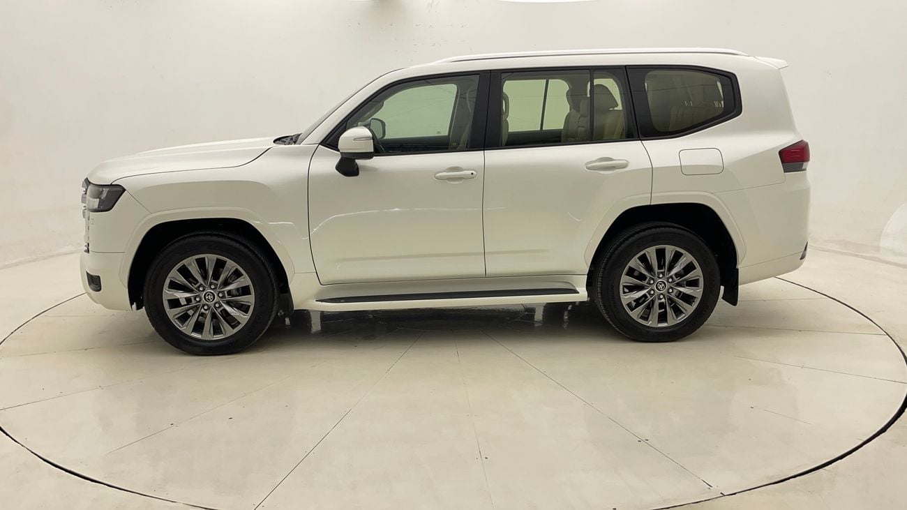 تويوتا لاند كروزر GXR 4 | بدون دفعة مقدمة | اختبار القيادة في المنزل