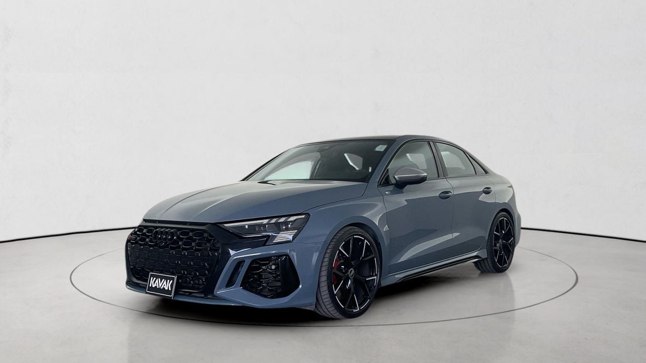 أودي RS3 TFSI quattro | شامل الضمان | 0 ﺪﻔﻋﺓ ﺃﻮﻟﻯ