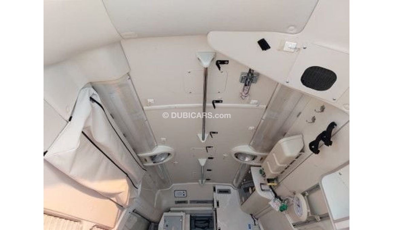 تويوتا هاياس TOYOTA HIACE VAN RIGHT HAND DRIVE(PM16273)