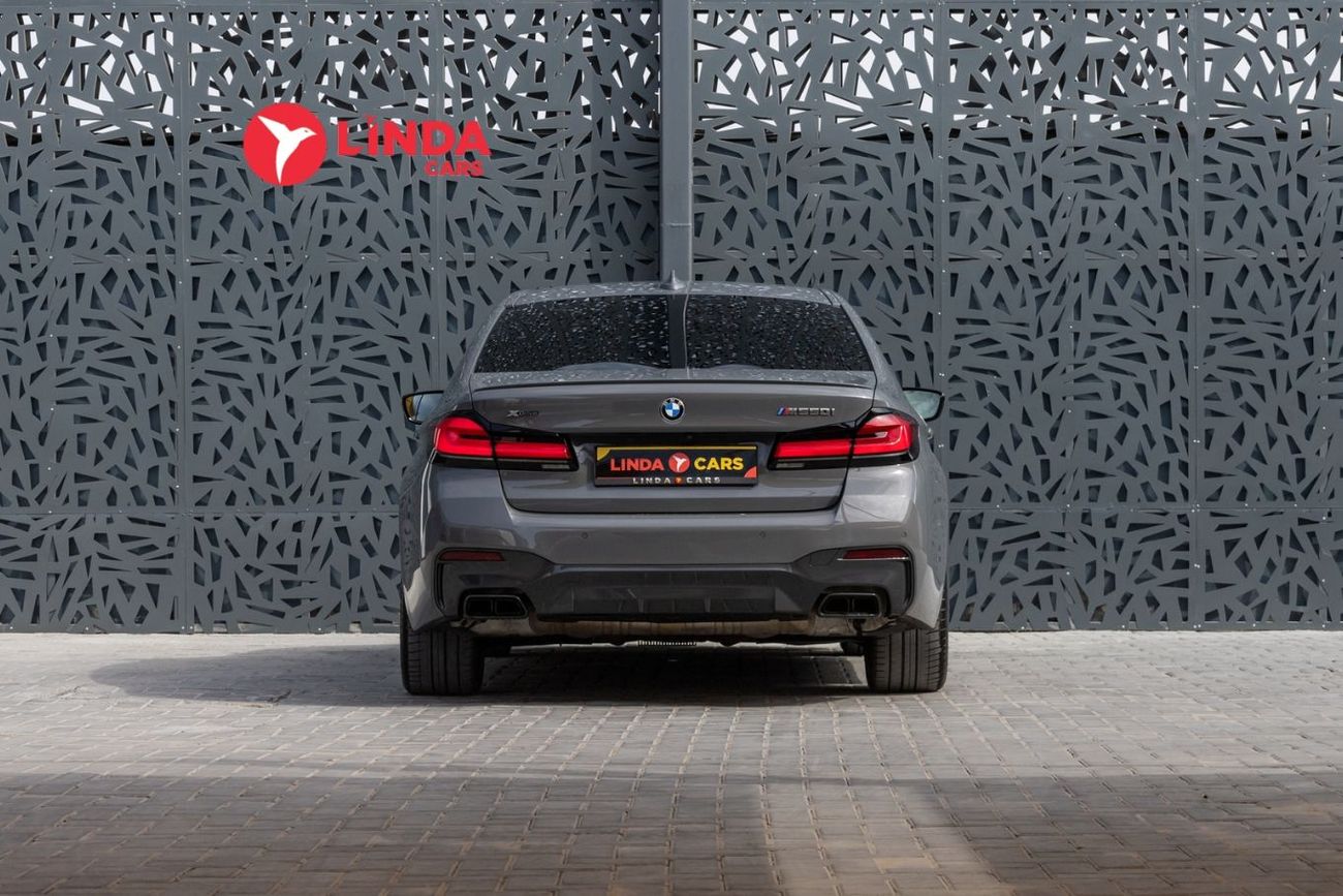 بي أم دبليو M550i