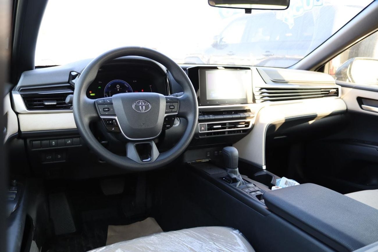 Toyota Camry E 2.5L