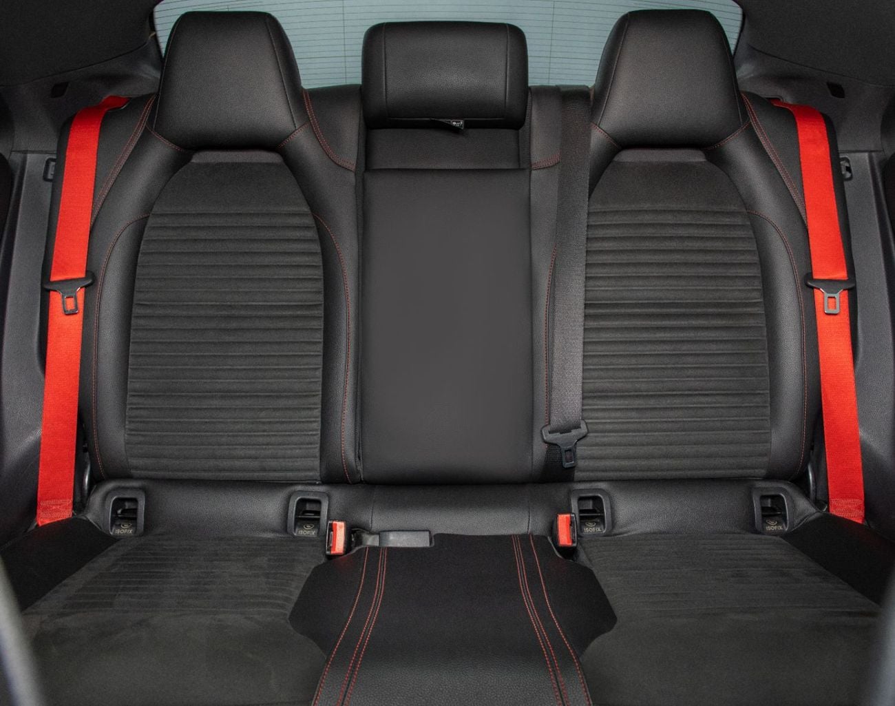 Mercedes Benz CLA250