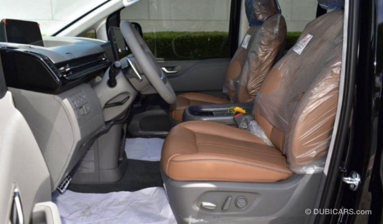 Hyundai Staria VIP 2.2L Diesel 7 Seater AWD Automatic