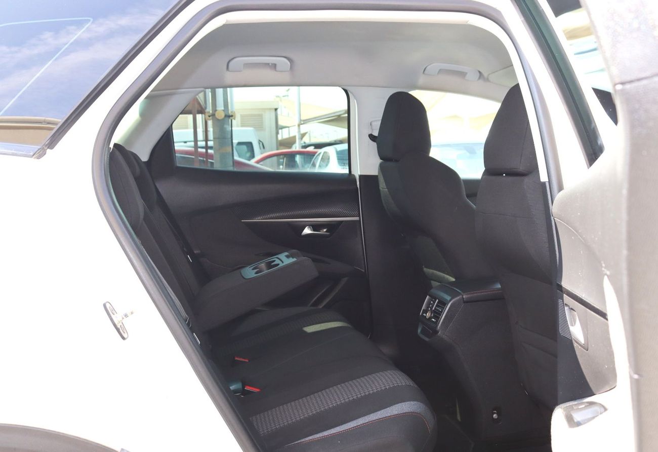 Peugeot 3008 Peugeot 3008 -2020 - GCC- Accident-free, 1.6L - in excellent condition