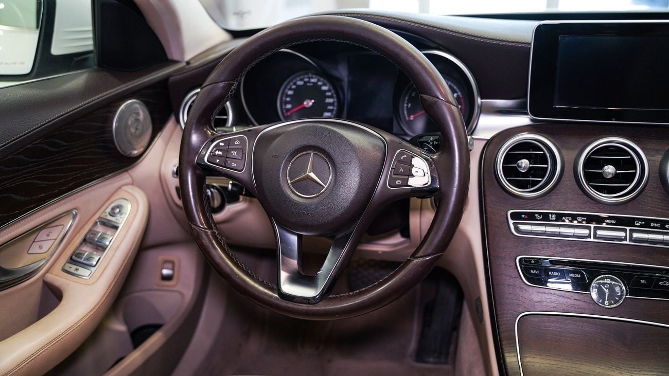 Mercedes Benz C200