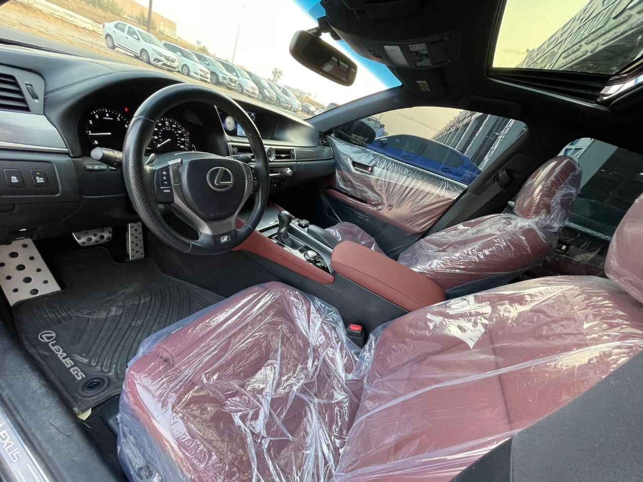 لكزس GS 350 F-Sport 3.5L REAR WHEEL DRIVE / BIG AND COMFORT SEATS / 8 SPEEDS / IN PERFECT CONDITION