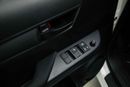 تويوتا هيلوكس 2.4L - Platinum White Pearl Inside Black | Export Only