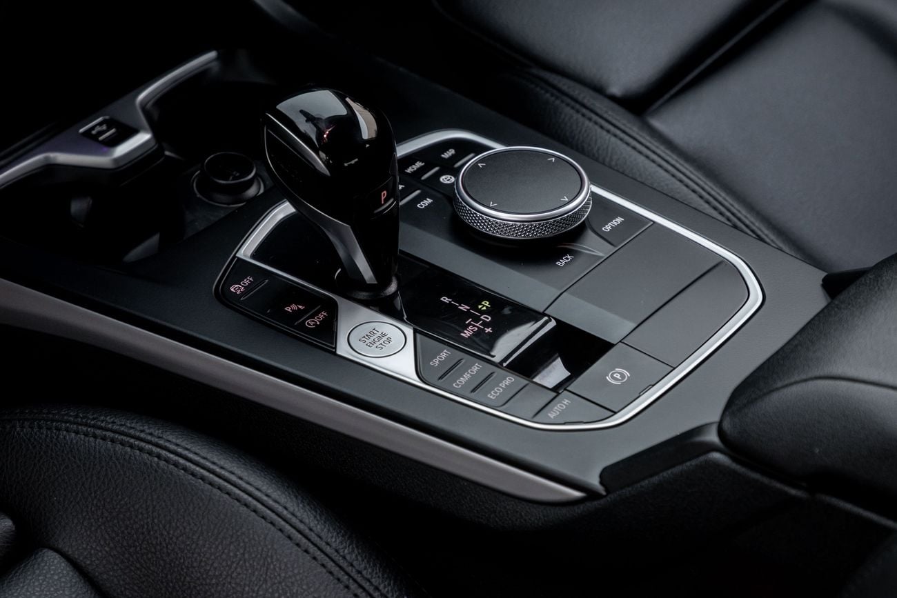 بي أم دبليو 218 BMW 218i